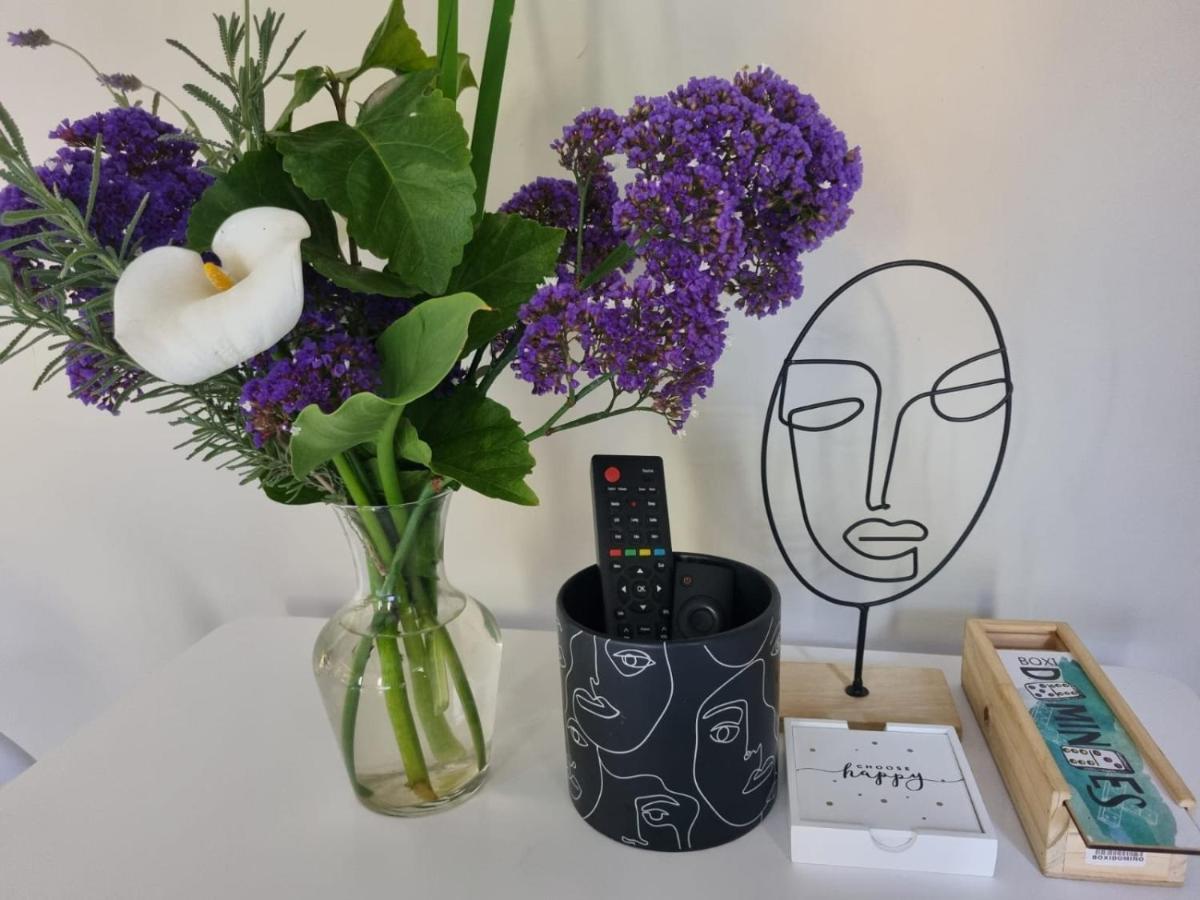 Angel 8 Airbnb Apartment 2 Robertson Bagian luar foto