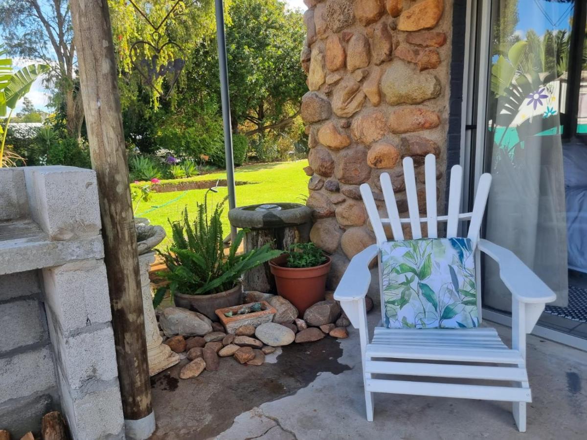 Angel 8 Airbnb Apartment 2 Robertson Bagian luar foto